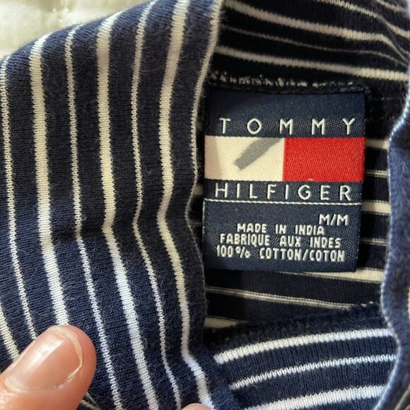 Tommy Hilfiger Navy/White Striped Mock Neck Sleeveless Top Size M - Picture 4 of 4